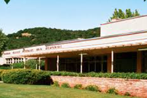 image of the exterior of a small building